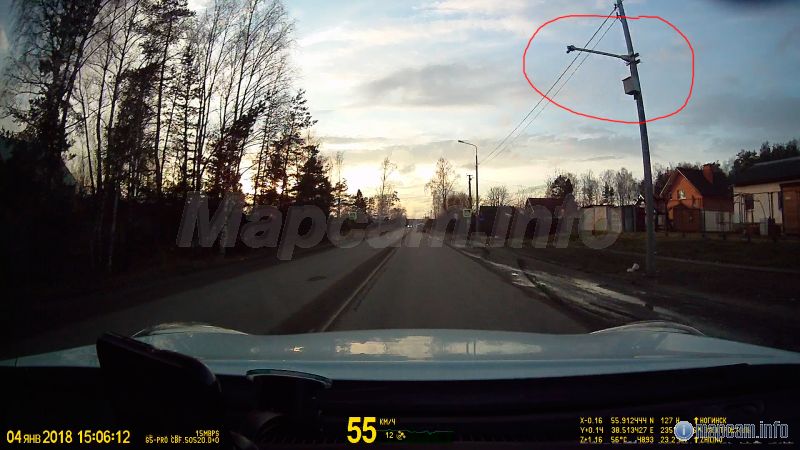 С обратной стороны