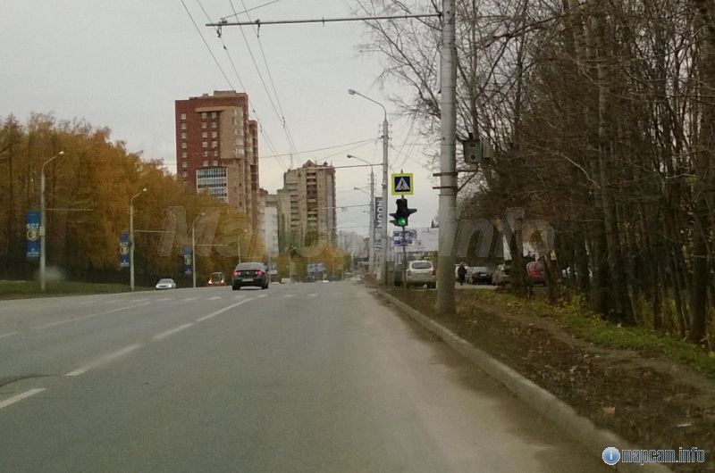 Висят в обоих направлениях