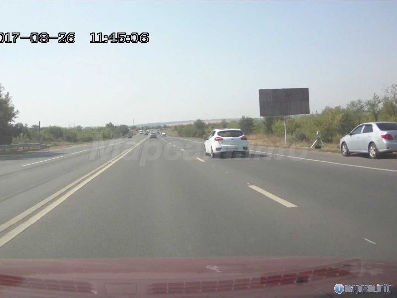 стоят, двигался в сторону Воскресенки