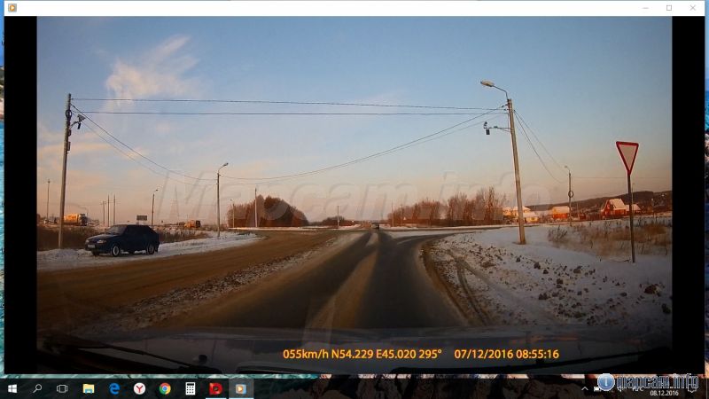 Очень часто аварии, камера тоже имеется, но я не знаю какая